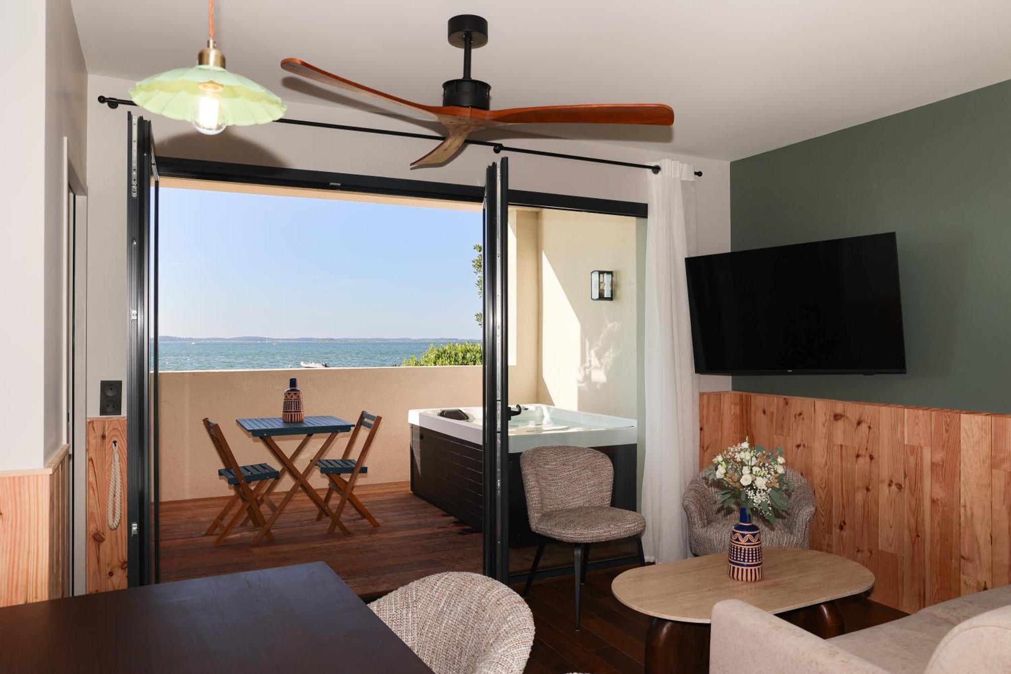 Les Vagues Hotel & Spa Arcachon Exteriör bild