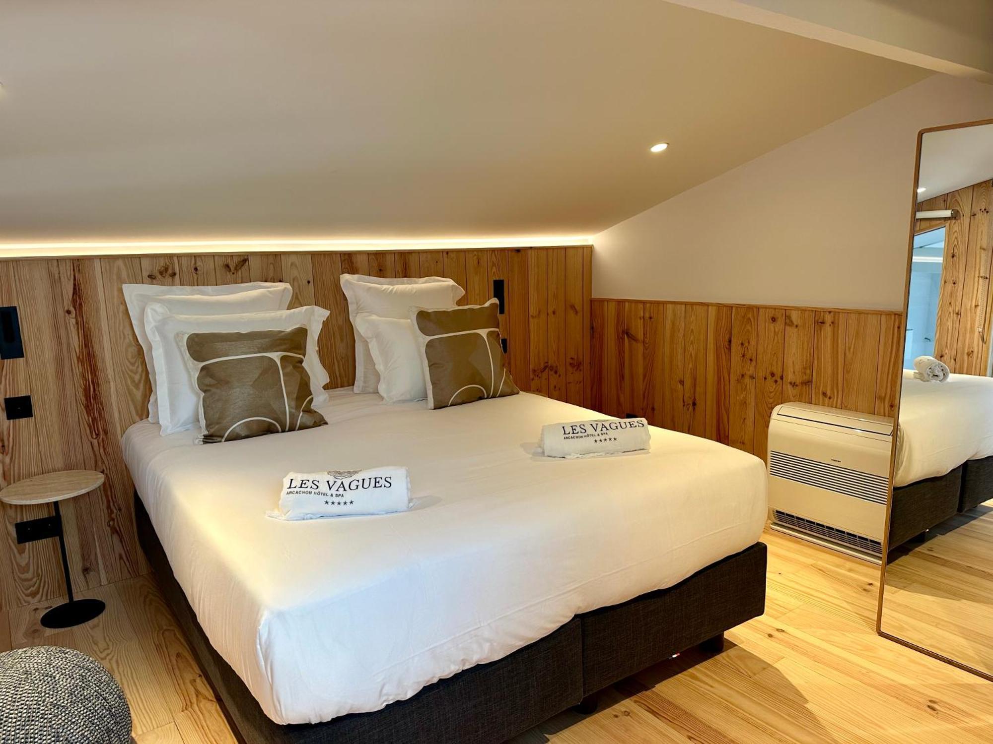 Les Vagues Hotel & Spa Arcachon Exteriör bild